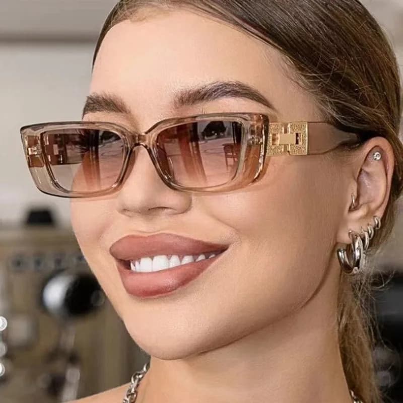 Nuovi Occhiali da Sole Cat Eye con Montatura Sottile 2025, Occhiali da Sole Trendy con Catena per Donna