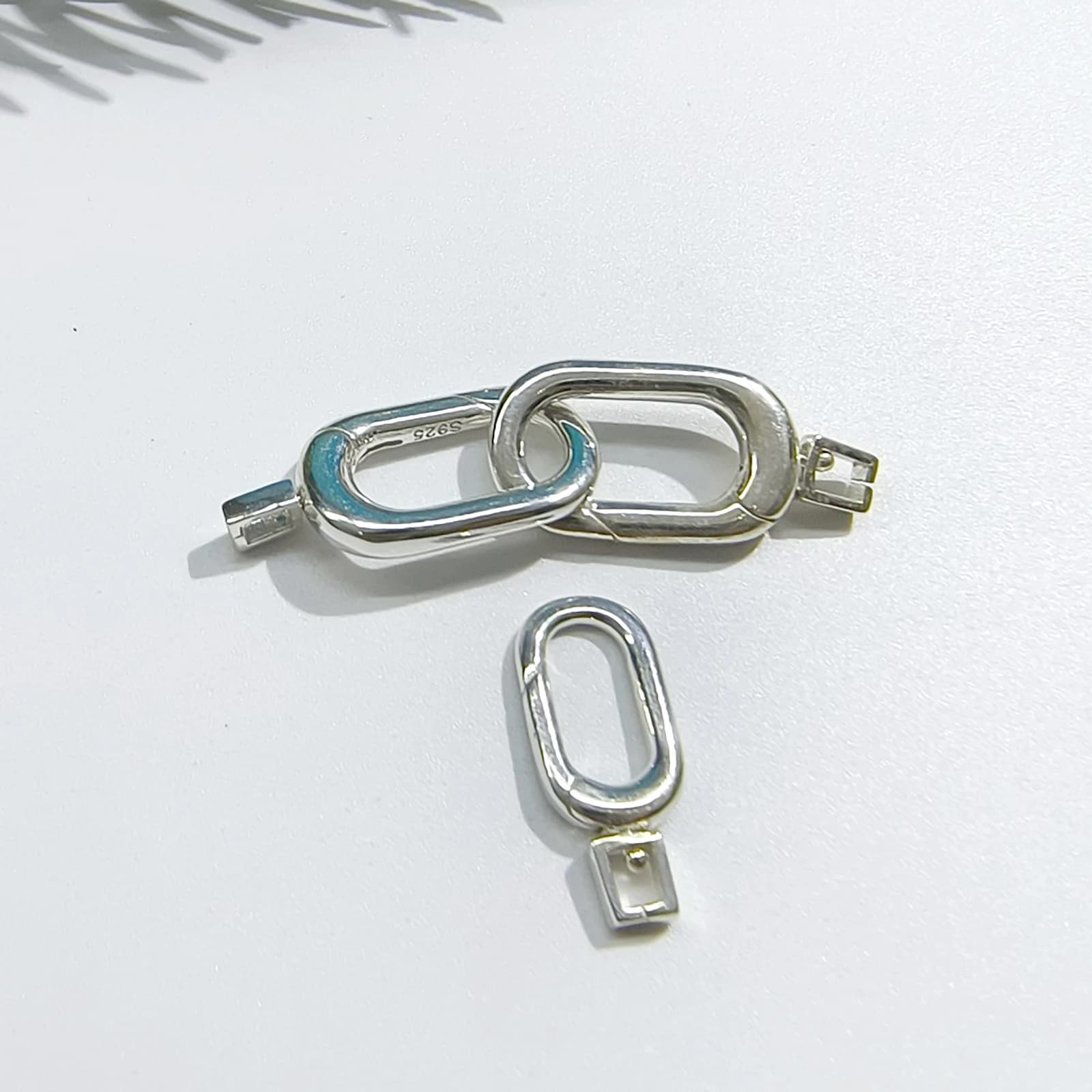 Nuovo design corea piccolo 20mm 25mm argento sterling 925 girevole ovale carico a molla moschettone collegamento chiusura clip clip catena di perle gemme fai da te