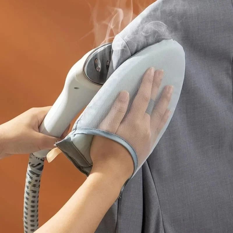 1/2/4pcs Handheld Ironing Pad with Heat-Resistant Glove Garment Steamer Board for Clothes Protective Mat Home Ironing Supply