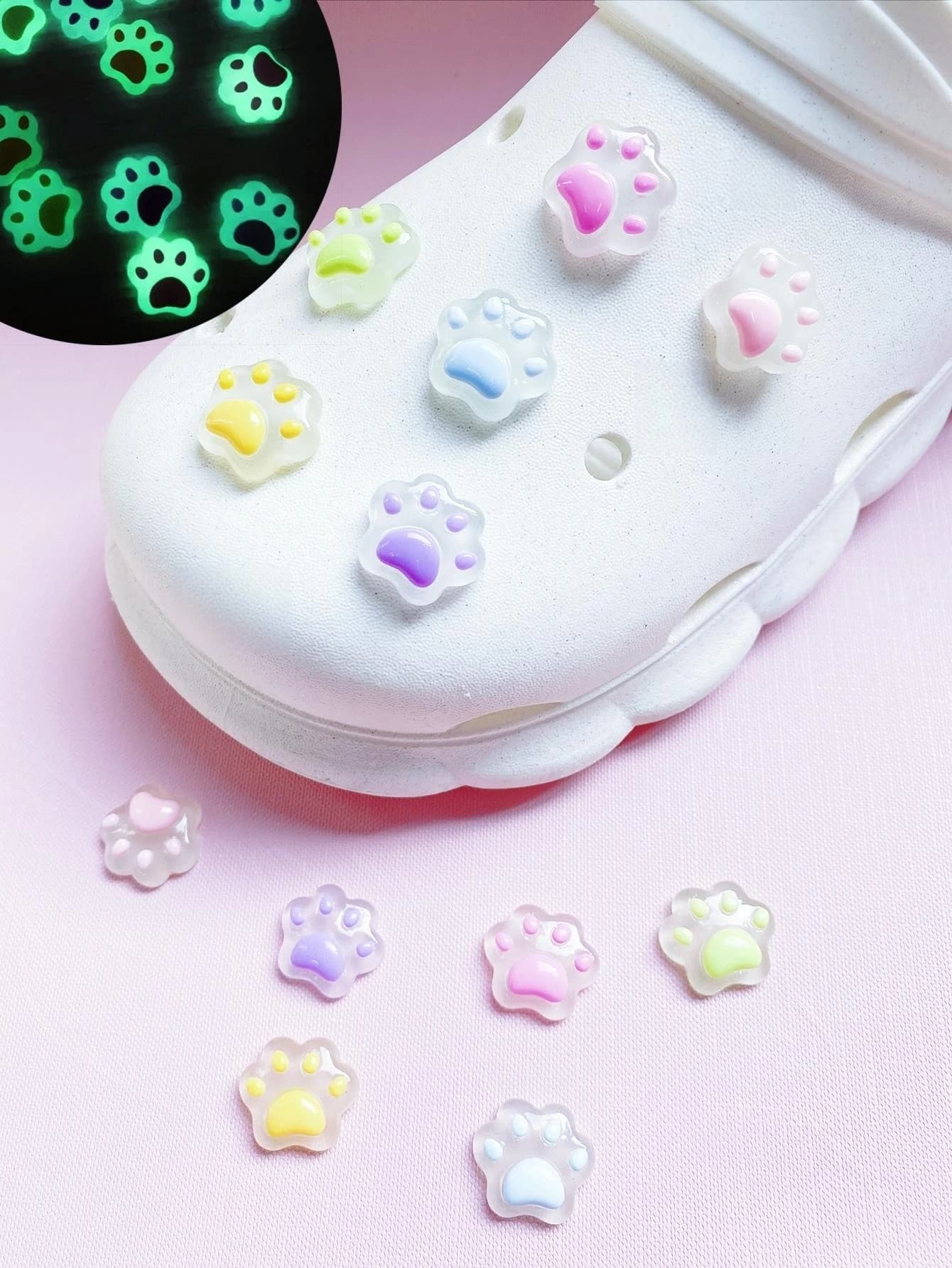 12 pezzi per accessori zoccoli Accessori staccabili per artigli di gatto che si illuminano al buio dopo assorbono il bagliore Scarpe da giardino Scarpe da spiaggia a