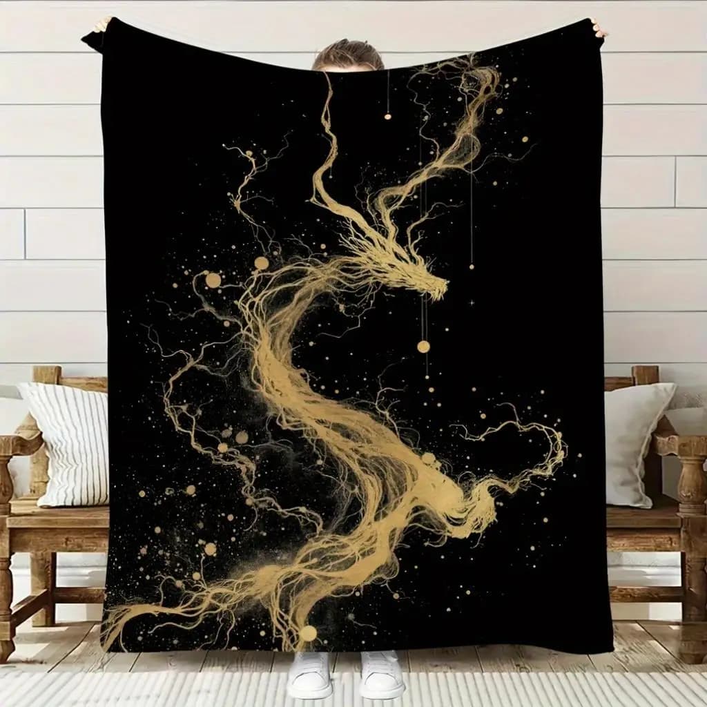 Una comoda coperta in flanella con motivo drago dorato, morbida stampa digitale ad alta definizione, adatta per tutte le stagioni