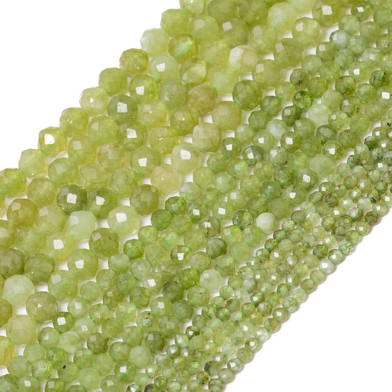Perline di olivina verde imitazione pietra naturale Perline piccole sfaccettate 2/3/4mm Perline sparse rotonde per la creazione di gioielli Collana braccialetto fai da te