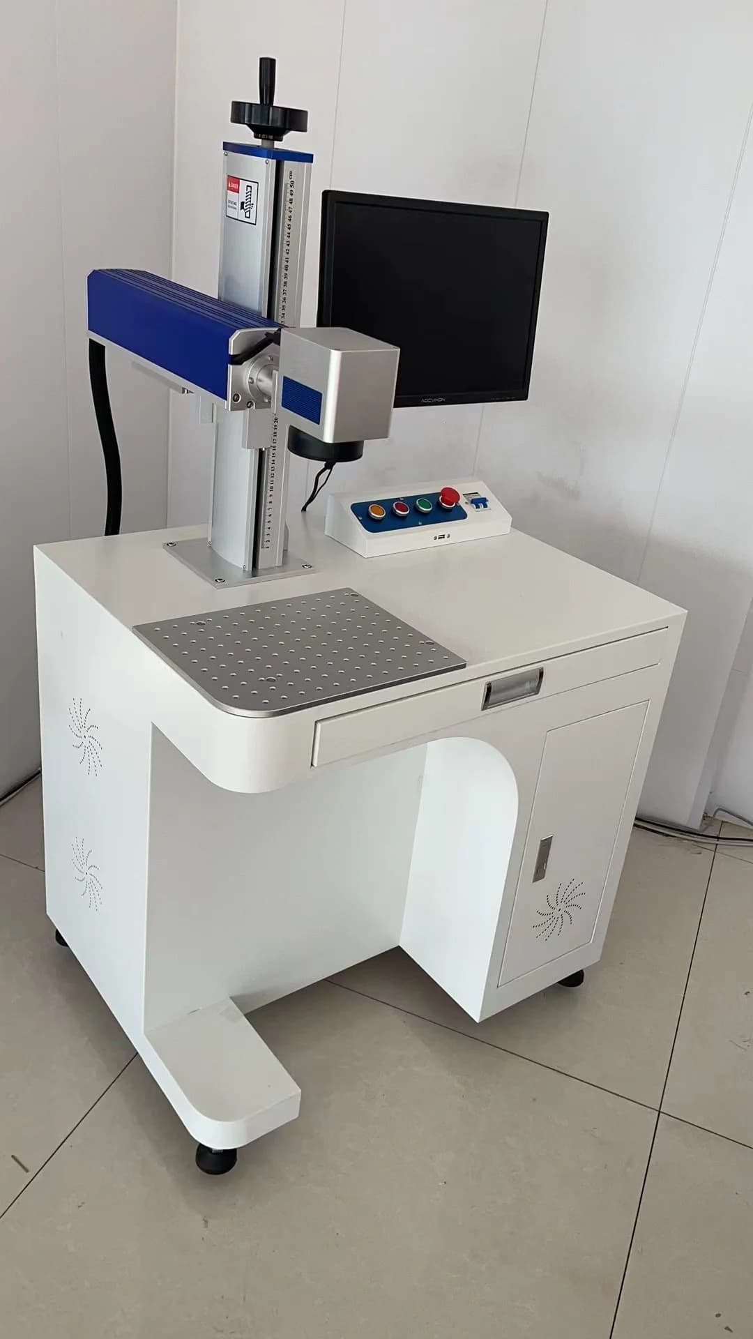 JPT Raycus 20W 30W 50W 60W 100W Fiber Laser Marking Machine for Metal Engraving and Cutting
