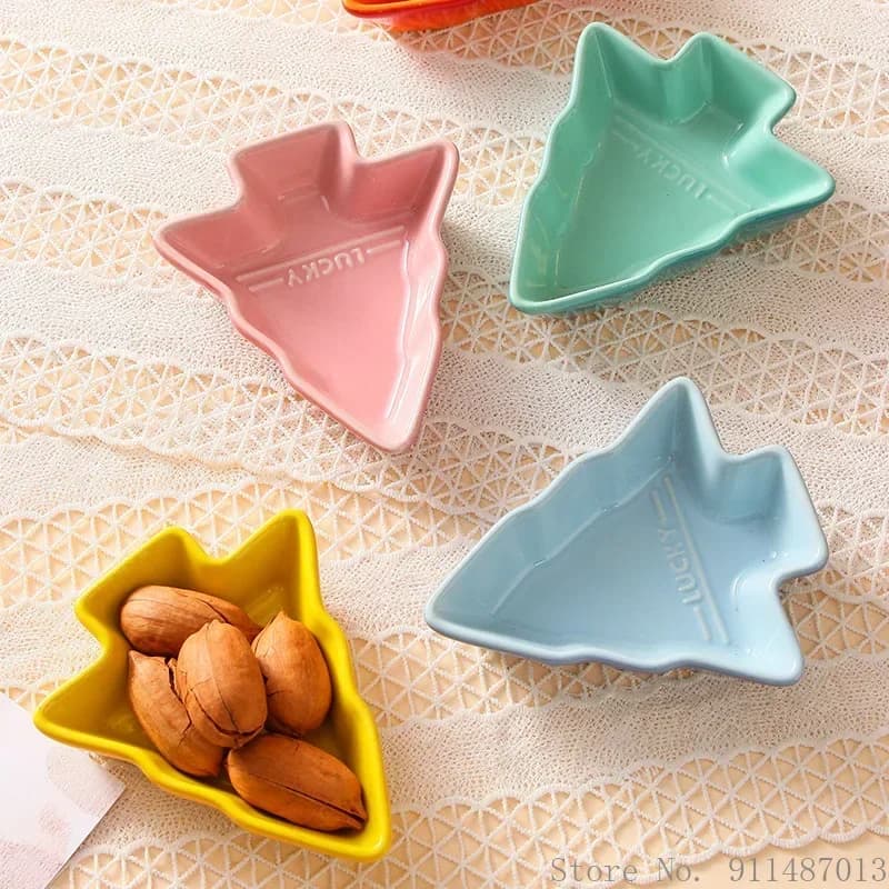 Piatto per albero di Natale in ceramica colorata Gradiente creativo Cucina di casa Ristorante Snack Piatto di frutta secca Piatto da dessert per salsa 1 pezzo
