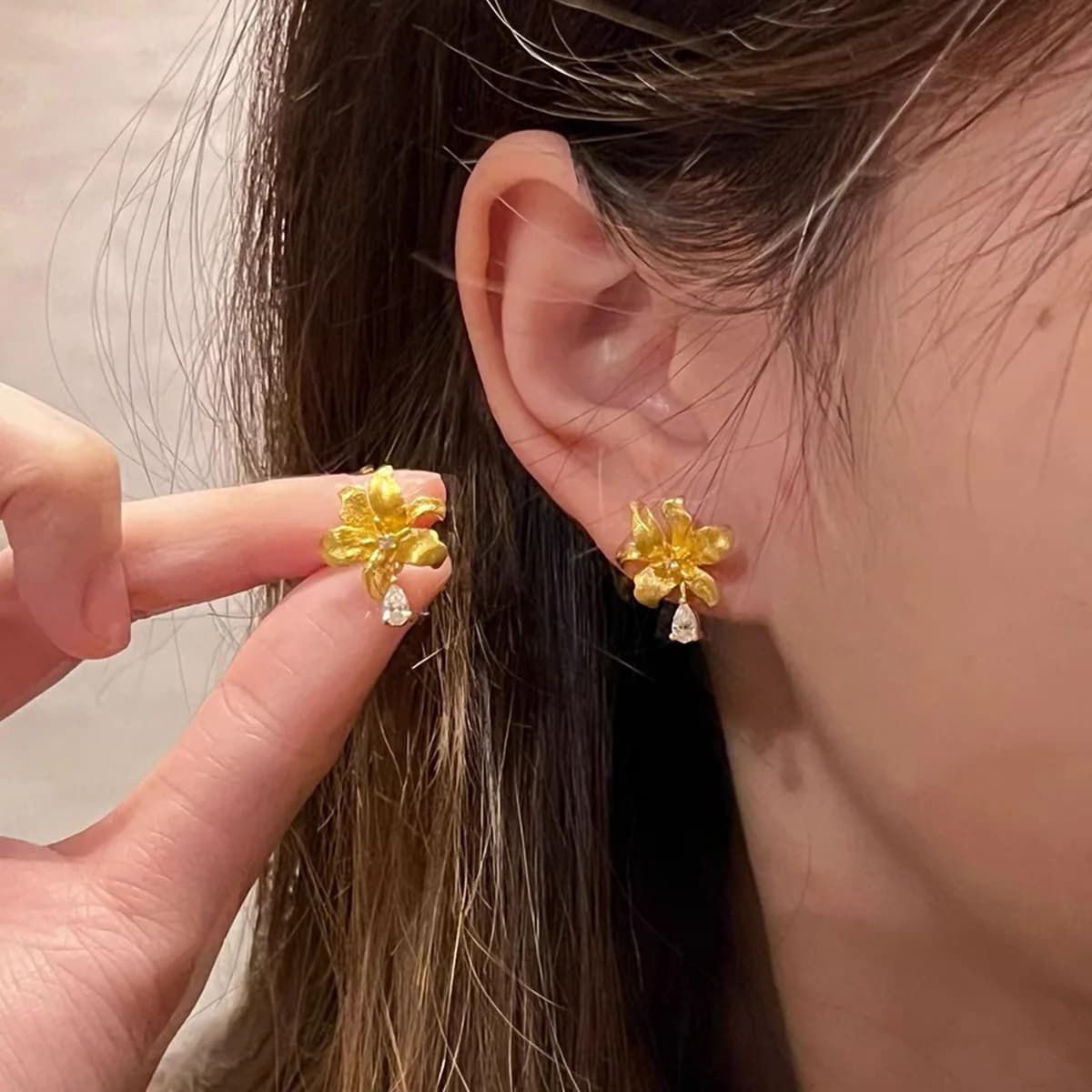 Vero orecchino in zircone scintillante con goccia d'acqua di giglio color oro 18kt per le donne, orecchini autentici, regali di gioielli da sposa di compleanno