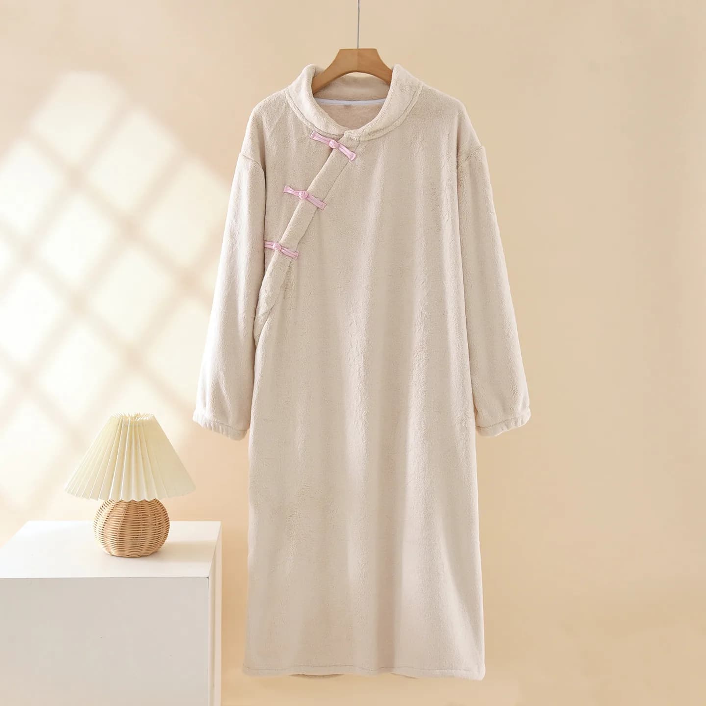 Winter chinese style Flannel robes women bathrobe keep warm simple Coral velvet nightwear robe indoor