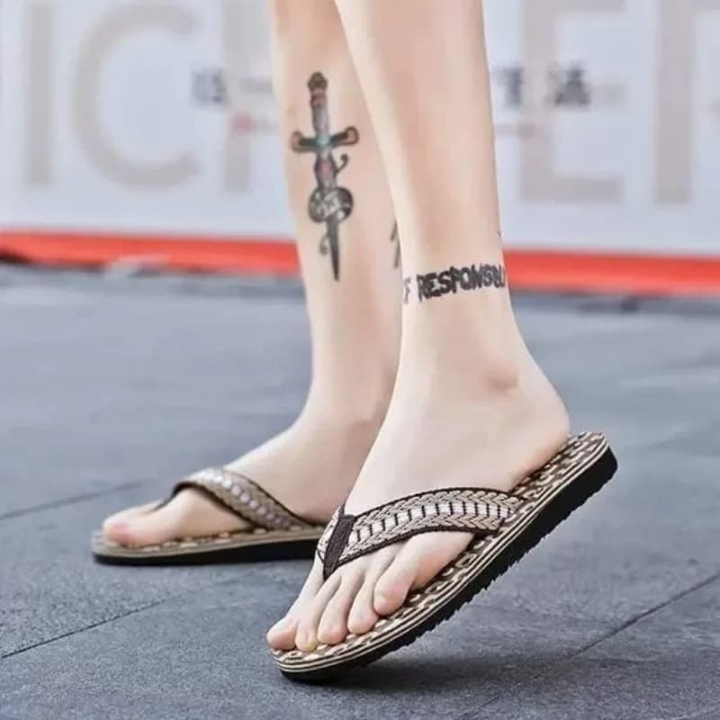 Men Camo Flip Flops Rubber Summer Beach Slippers Outdoor Non Slip Thick Sole Trendy Casual Slides Lightweight Breathable