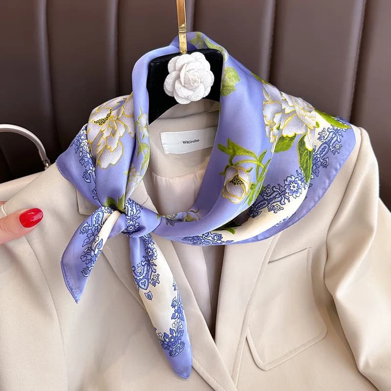 70*70cm Korean Version Square Silk Scarfs for Women Fashion Floral Print Hijab Female Casual Decorate Bandana Lady Neckerchief