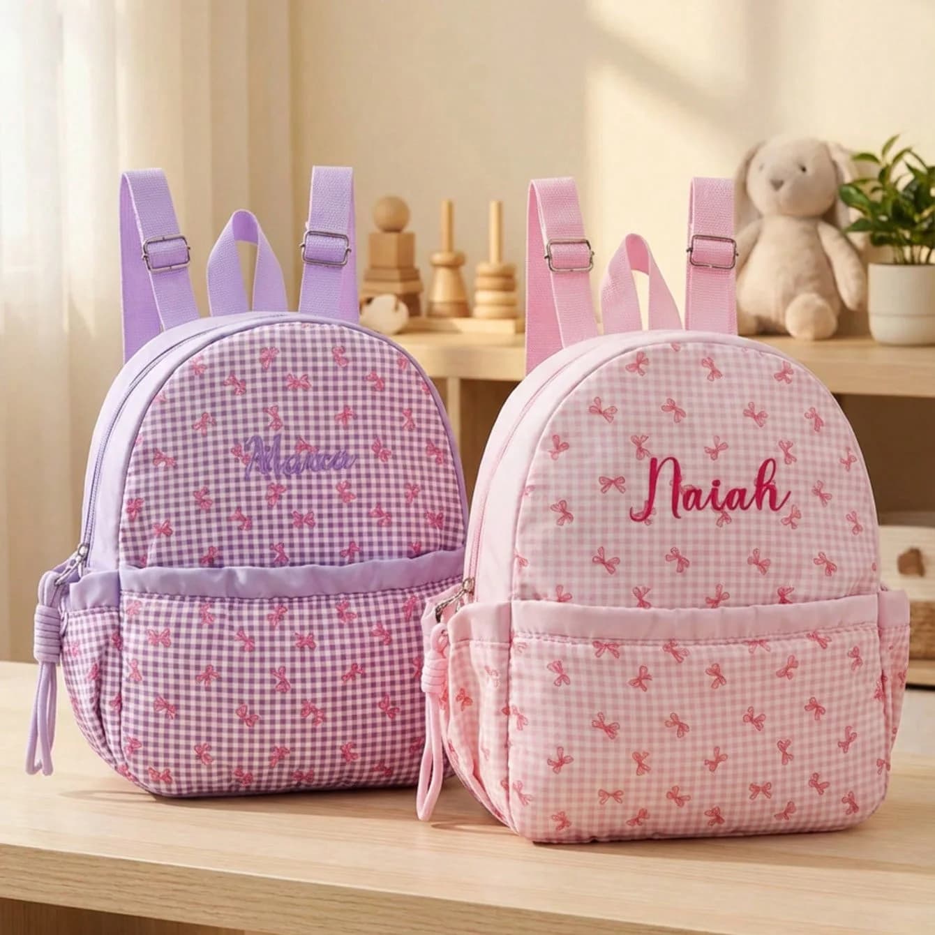 Zaino con stampa fiocco carino ricamato con lettera con nome personalizzato | Borsa da viaggio e scuola versatile per bambini e adolescenti