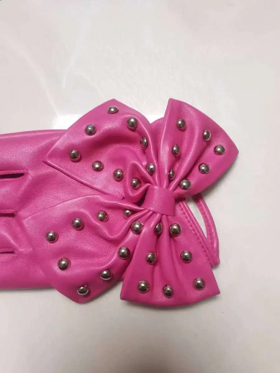 Guanti senza dita alla moda da donna con decorazioni a fiocco borchiato per feste di Halloween