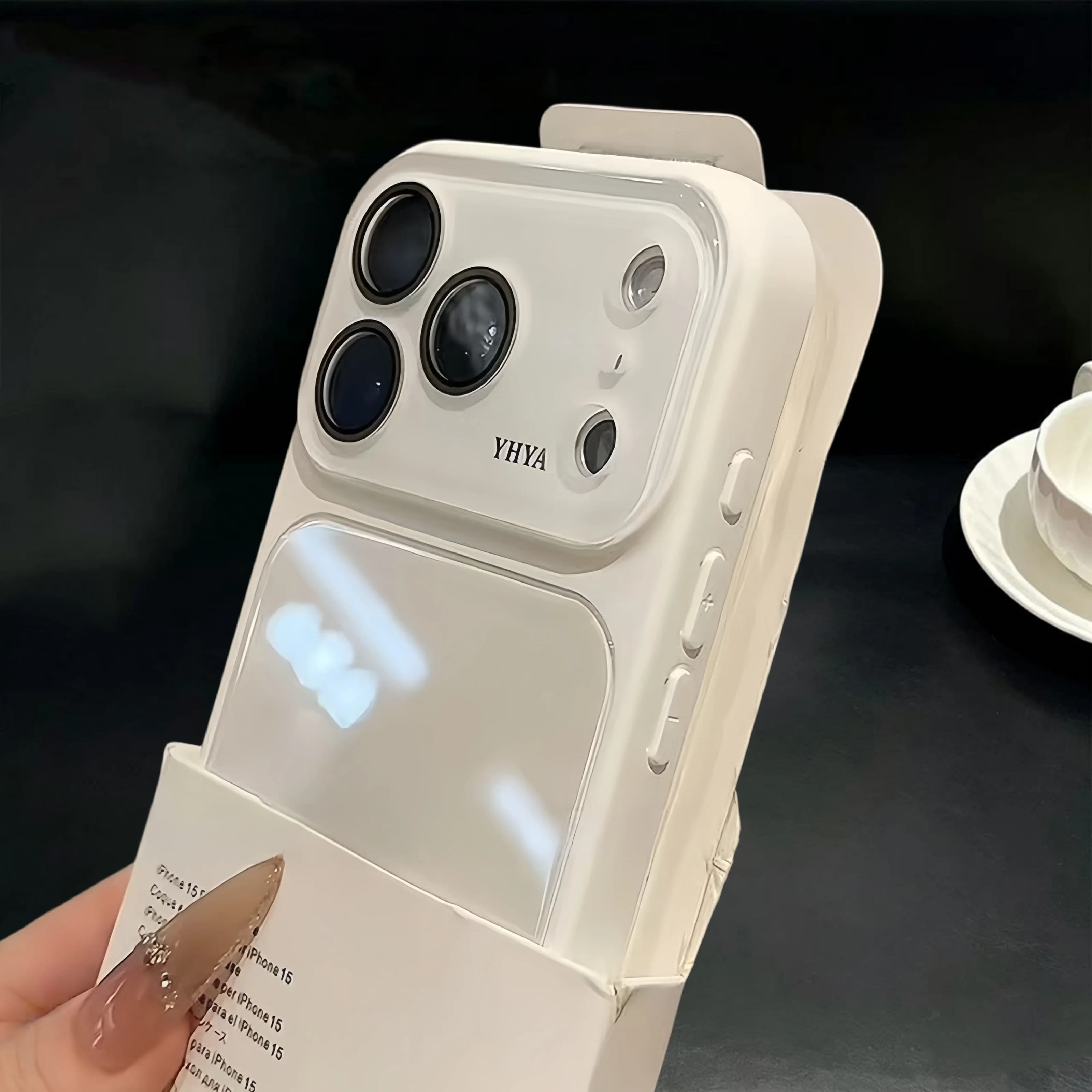 Custodia di Lusso in Vetro Temperato per iPhone 17 16 15 14 13 12 Pro Max con Protezione Istantanea per Fotocamera e Antiurto