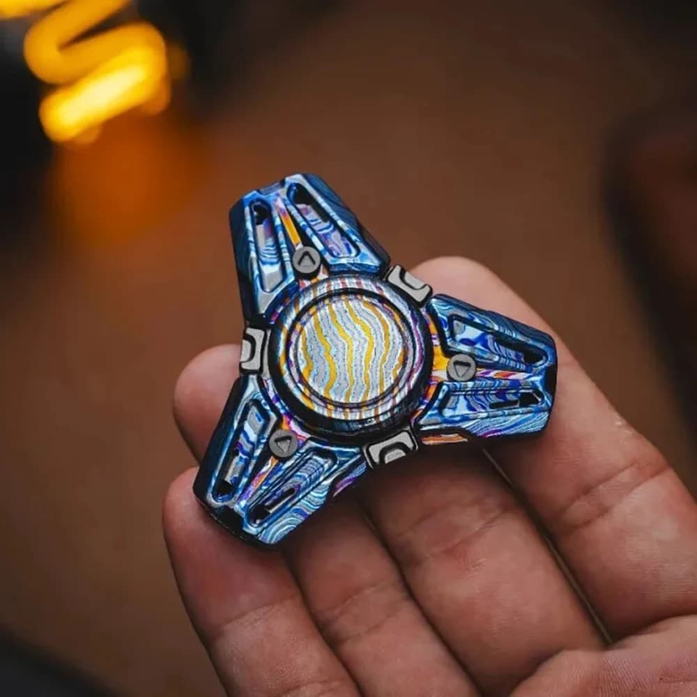 TERRY EDC Chronos Zeus Fidget Spinner, Giocattoli Antistress per Adulti, Giroscopio Zircuti Damascus, Giocattolo per Alleviare lo Stress e l'Ansia