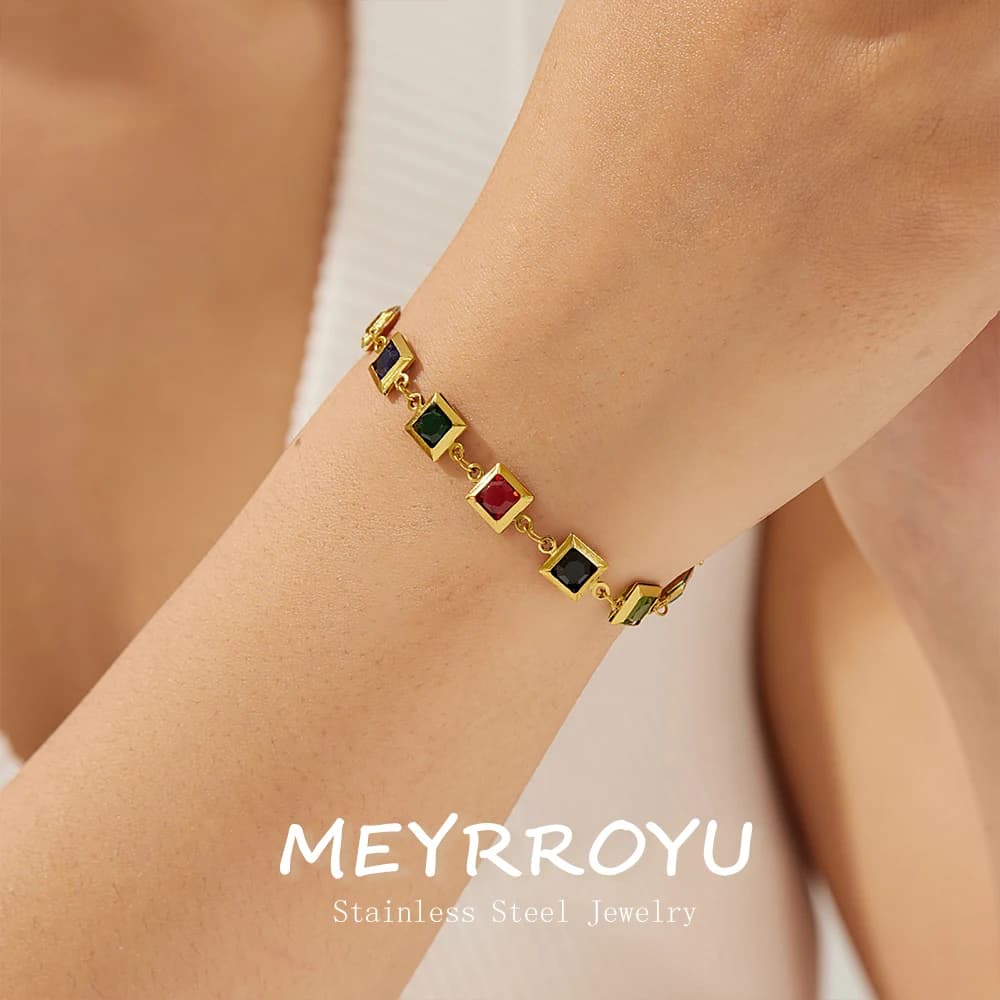MEYRROYU Bracciale in acciaio inossidabile 316L con intarsio di zirconi colorati Serie quadrata Lady Glamorous Fun Catena a mano Regalo di gioielli impermeabili
