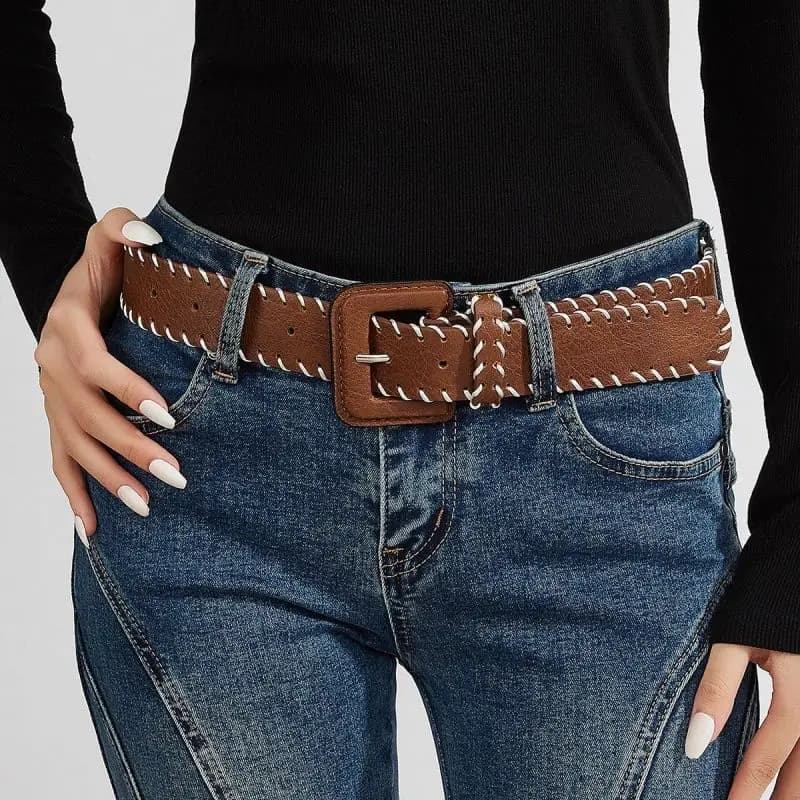 Cintura da donna alla moda con fibbia avvolta con cinturino decorativo in PU, ampia e squisita cintura da donna