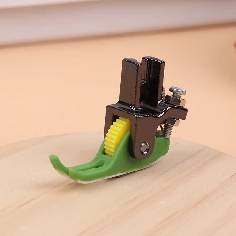 New Universal Industrial Sewing Machine Leather Roller Wheel Presser Foot Of Flat Car Thick Fabric Clothing Replace Presser Feet