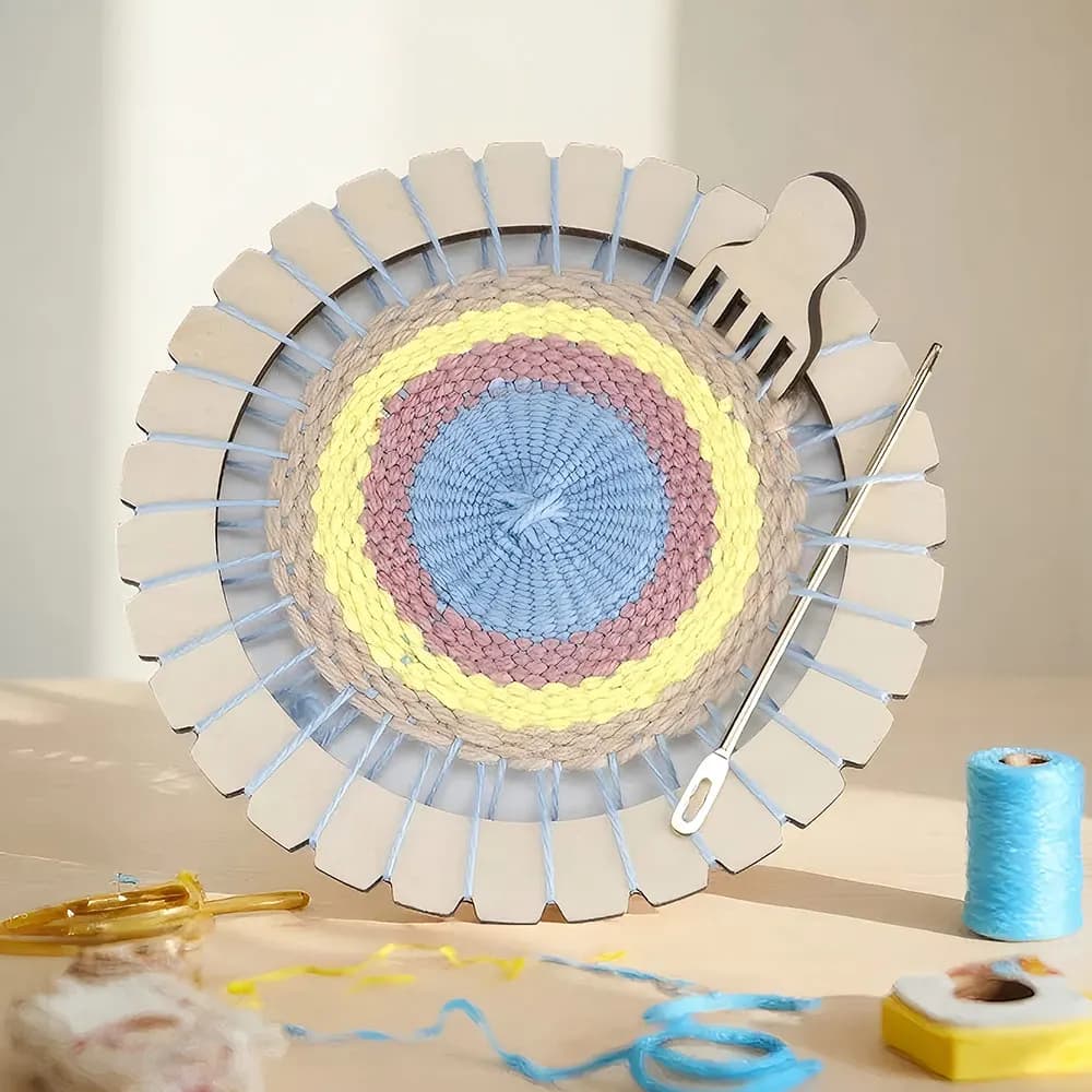 1Pcs Wooden Yarn Weaving Machine Kit Mini Loom Circular Weaving DIY Craft Weaving Beginner Weaving Enthusiast Weaving tools