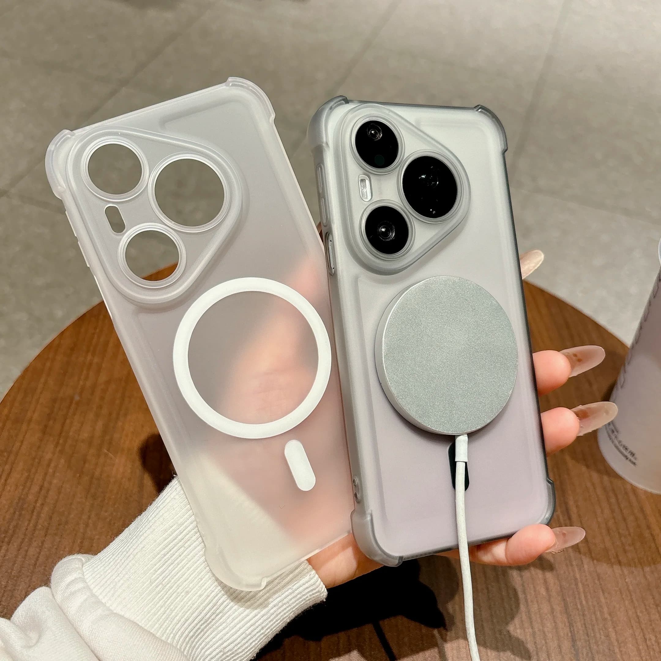 Custodia Protettiva Magnetica Antiurto Traslucida Effetto Opaco con Angoli Rinforzati per Huawei Pura 90 80 70 Pro Max