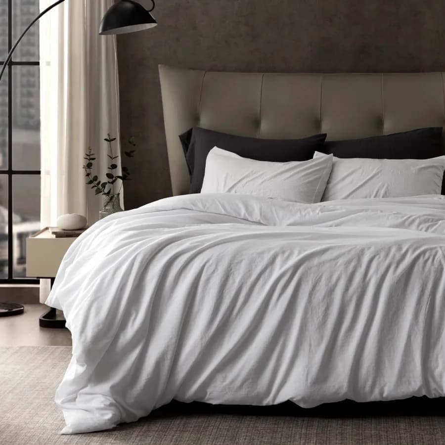 Duvet Cover Queen Size Stone Washed Soft and Comfortable with Natural Wrinkles Easy Care Gift-Wrapped Safe and Skin-Friendly Wh
