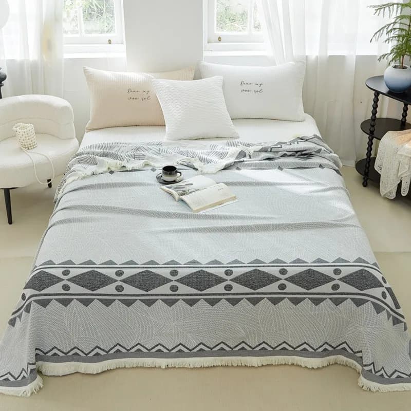 Bohemian covered sofa double gauze cotton quilt for the house and the Comfort sofa cover covered bed on the sheet