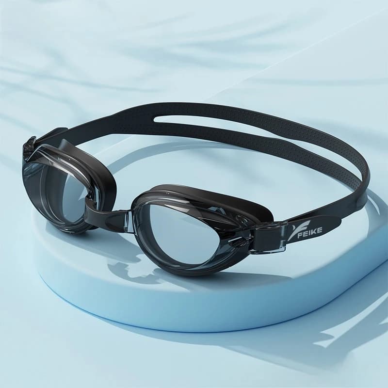 Professional unisex swimwear: anti-fog seal and UV protection with leak-proof design for adult training and recreational swimming
