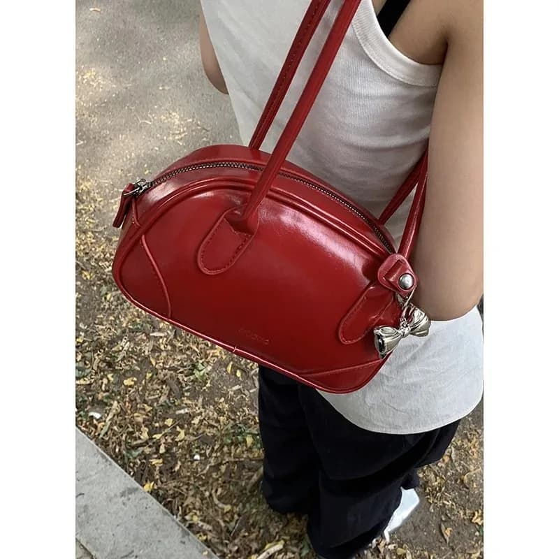 Borsa da bowling rossa Borsa da donna Borsa sotto le ascelle Borsa a spalla singola Alla moda Nuovo 2025 Alla moda coreana Sle di grandi dimensioni in pelle PU