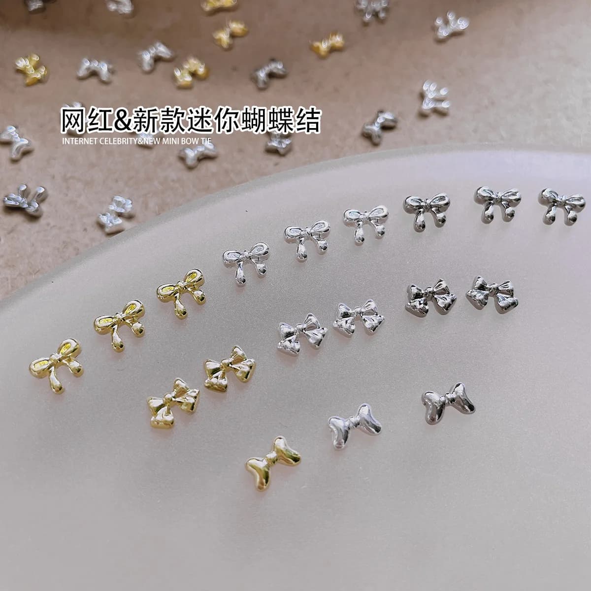 40PCS Mini 3D Arco In Lega Unghie Artistiche Chams Metallo Bowknot Accessori Parti Per La Decorazione Del Manicure Unghie Decorazione Forniture Materiale
