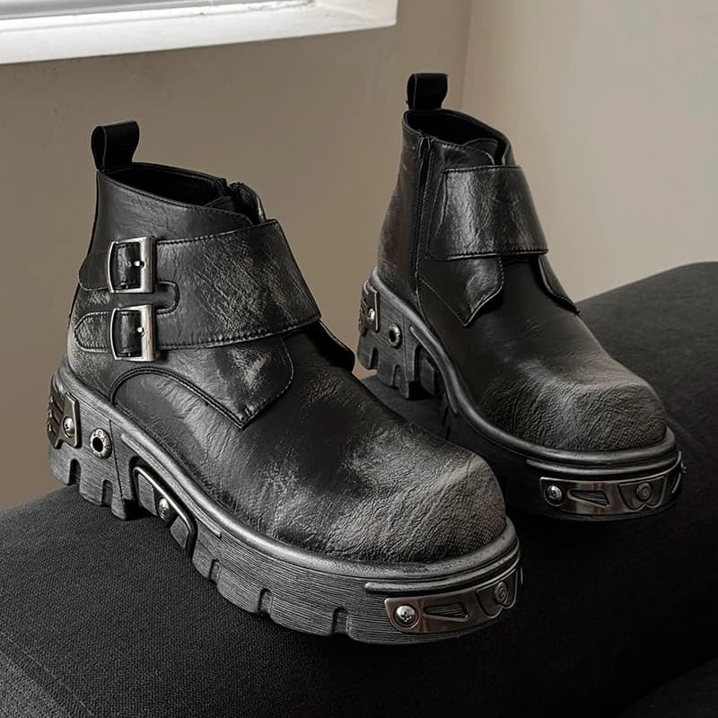 High End Men Fashionable Street Essential Punk Style Motorcycle Boots Double Button Gradient Metal Fashionable Short Boots