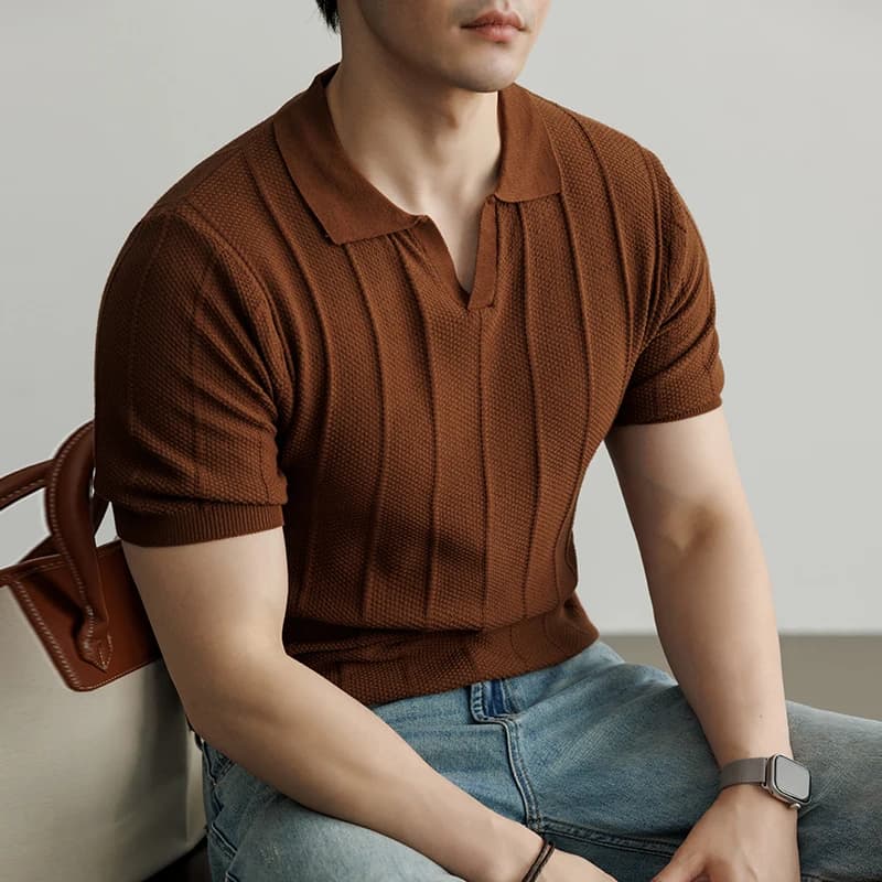 Nuova T-shirt di Lusso Europea a Maniche Corte con Scollo a V per Uomo, Maglione alla Moda Primavera-Estate