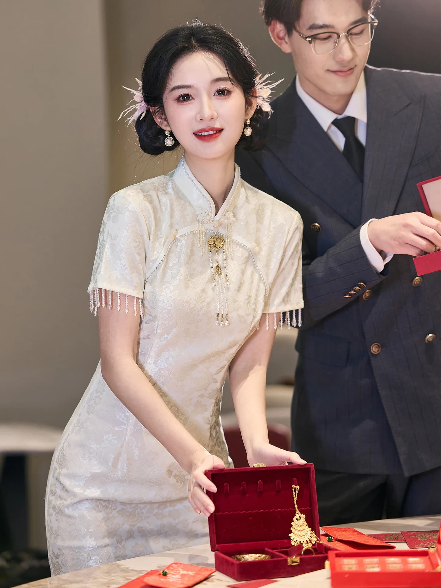 White New Chinese Style Women's Engagement Dress Skirt High-End Atmosphere Tassel Trim Daily Slimming Long Qipao