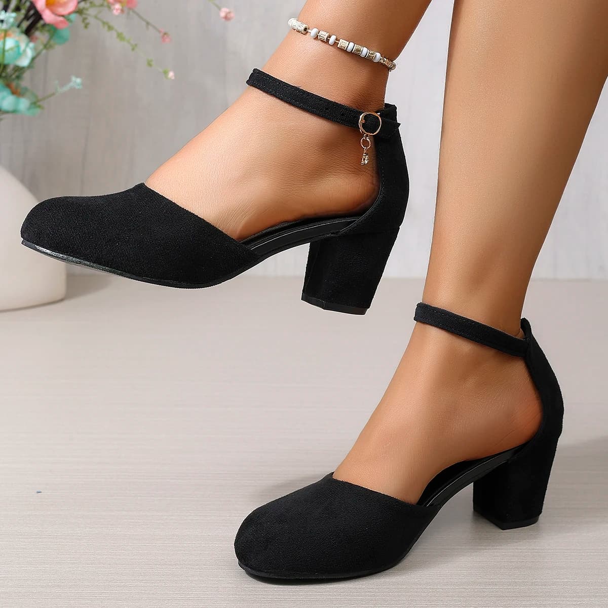 Sandals Round Toe Shallow Mouth Plus Size Spring/autumn Suede Square Heel Buckle Sea=sexy Elegant Fashion Pumps