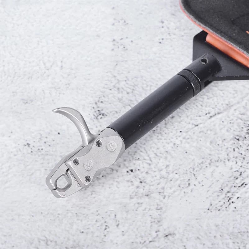 Aiuti per il rilascio dell'arco composto per tiro con l'arco Cinturino da polso in pelle Trigger Caliper Rilascio dell'arco regolabile per la pratica del bersaglio per adulti/giovani