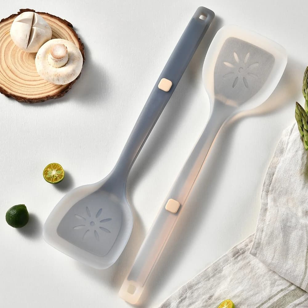 Silicone frying spatula with semi-transparent non-stick pan Frying spatula for high temperature kitchen utensils for domestic use New