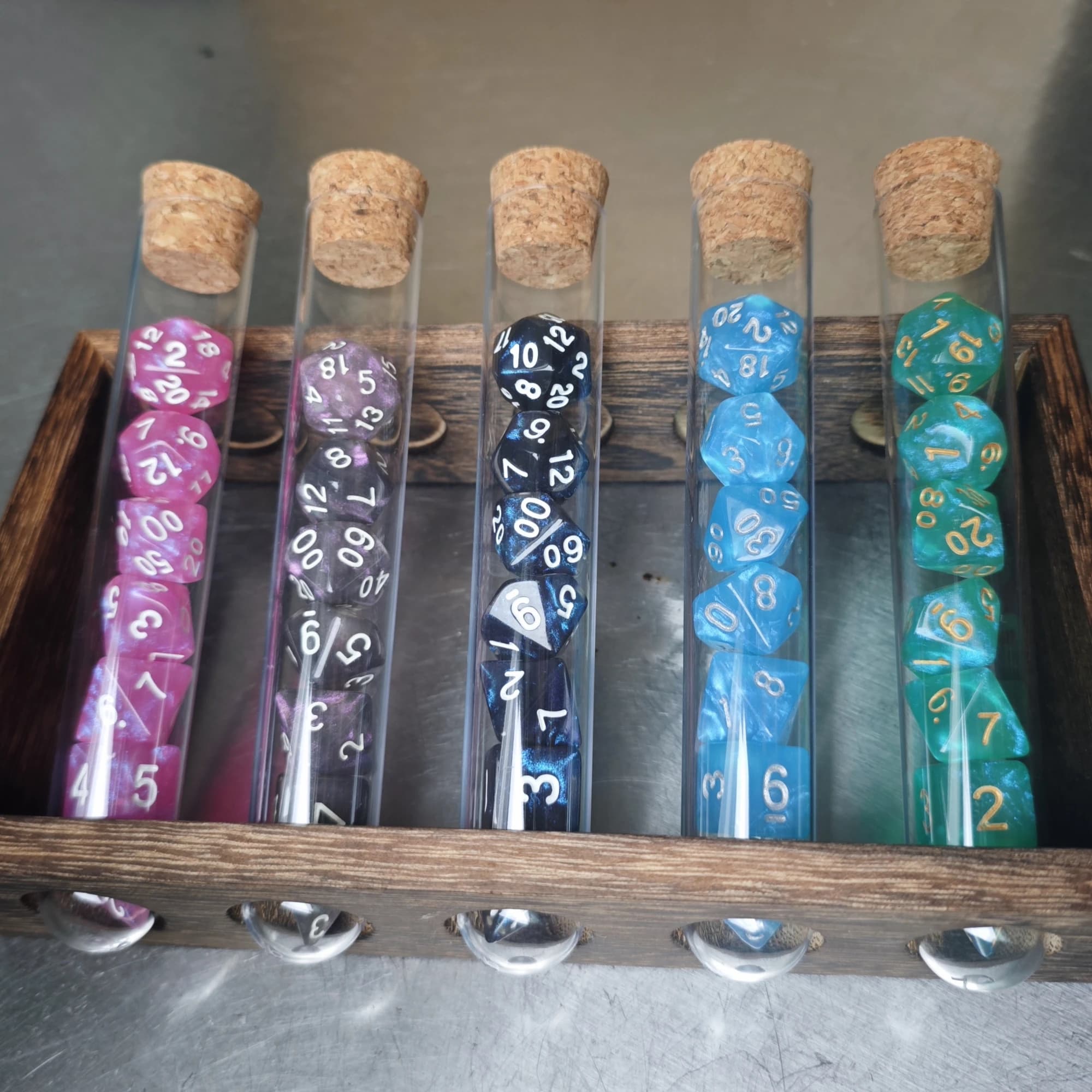 7 Pz/set Set di Dadi RPG Gradiente Colorato per D&D COC Accessori di Gioco Desktop Fantasia Pozione Bottiglia Stile Dungeons E Draghi