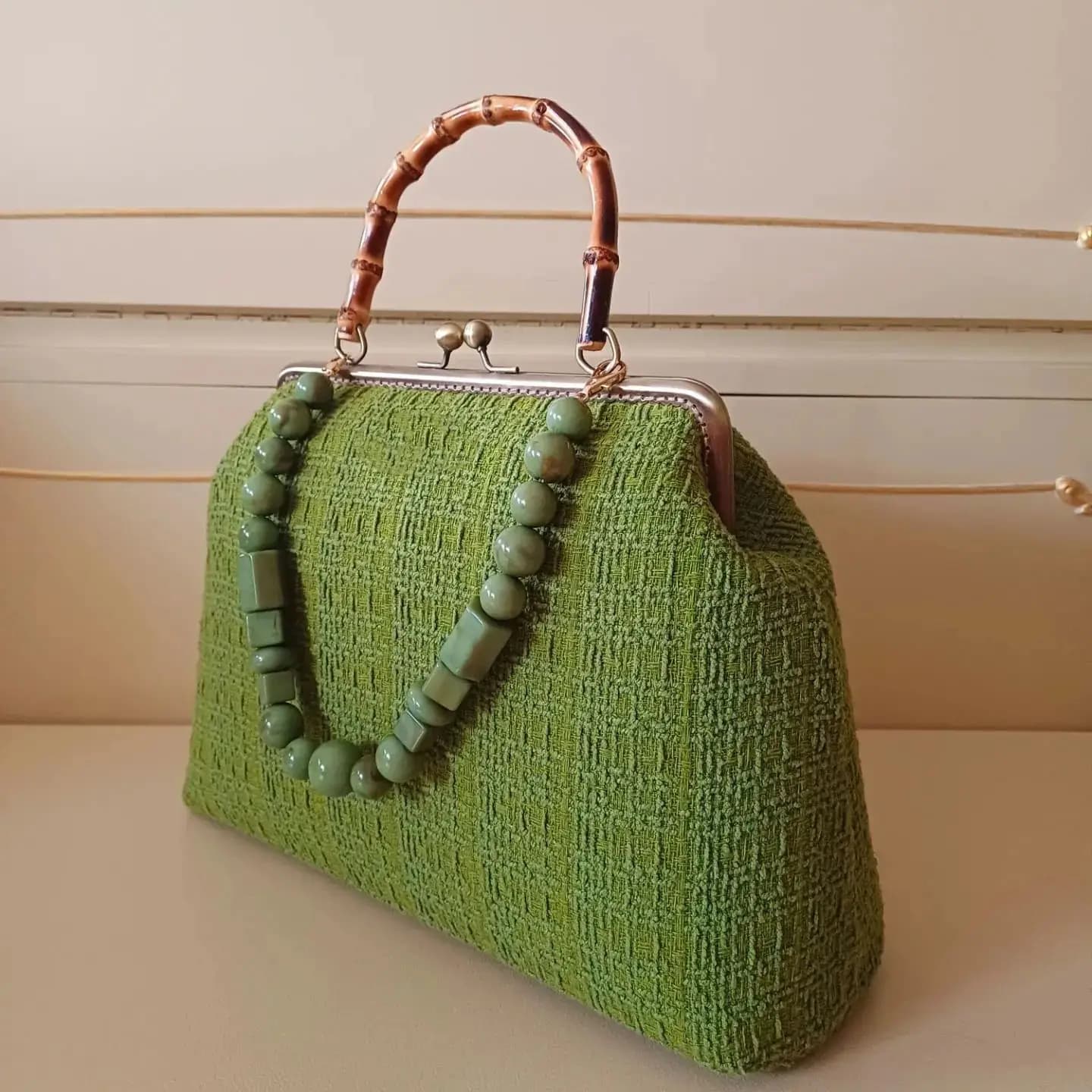 LOST IN VINTAGE Broccoli Green Fabric Tweed Bags Bamboo Lunch Antique Frame Clutch Kiss Lock Large Purse Handlebag 30x25x10cm