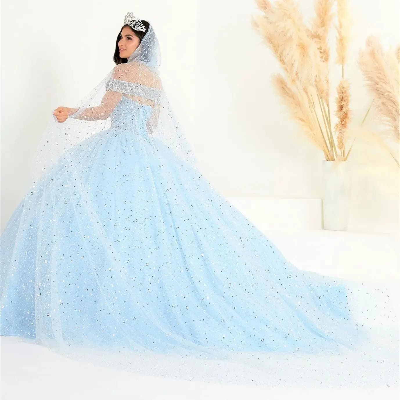 Abiti Quinceanera blu cielo Abito da ballo con spalle scoperte Paillettes Cristalli Abiti messicani dolci 16 15 Anos personalizzati