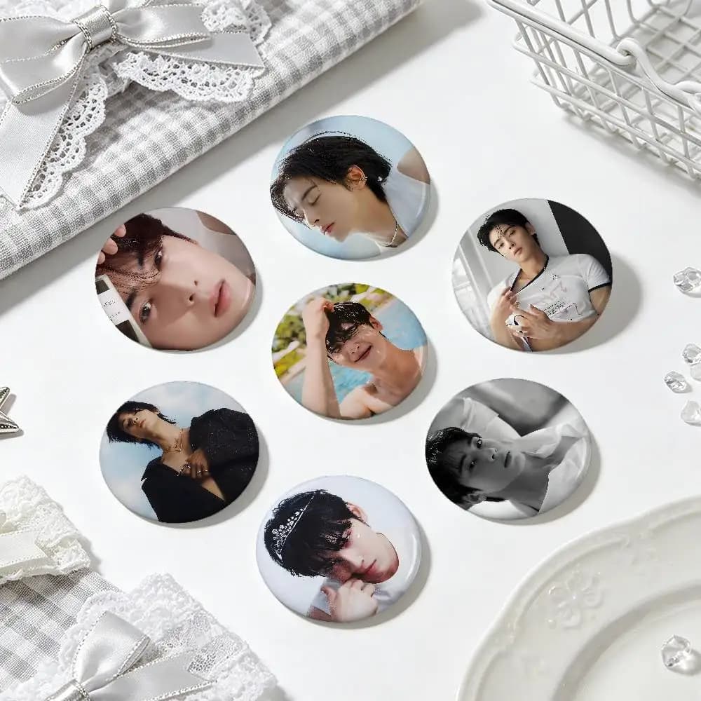 C-Cha Eun W-Woo For Clothes Anime Enamel Pin Cute Things Cartoon Cosplay Badges On Backpack Brooch Art Gifts