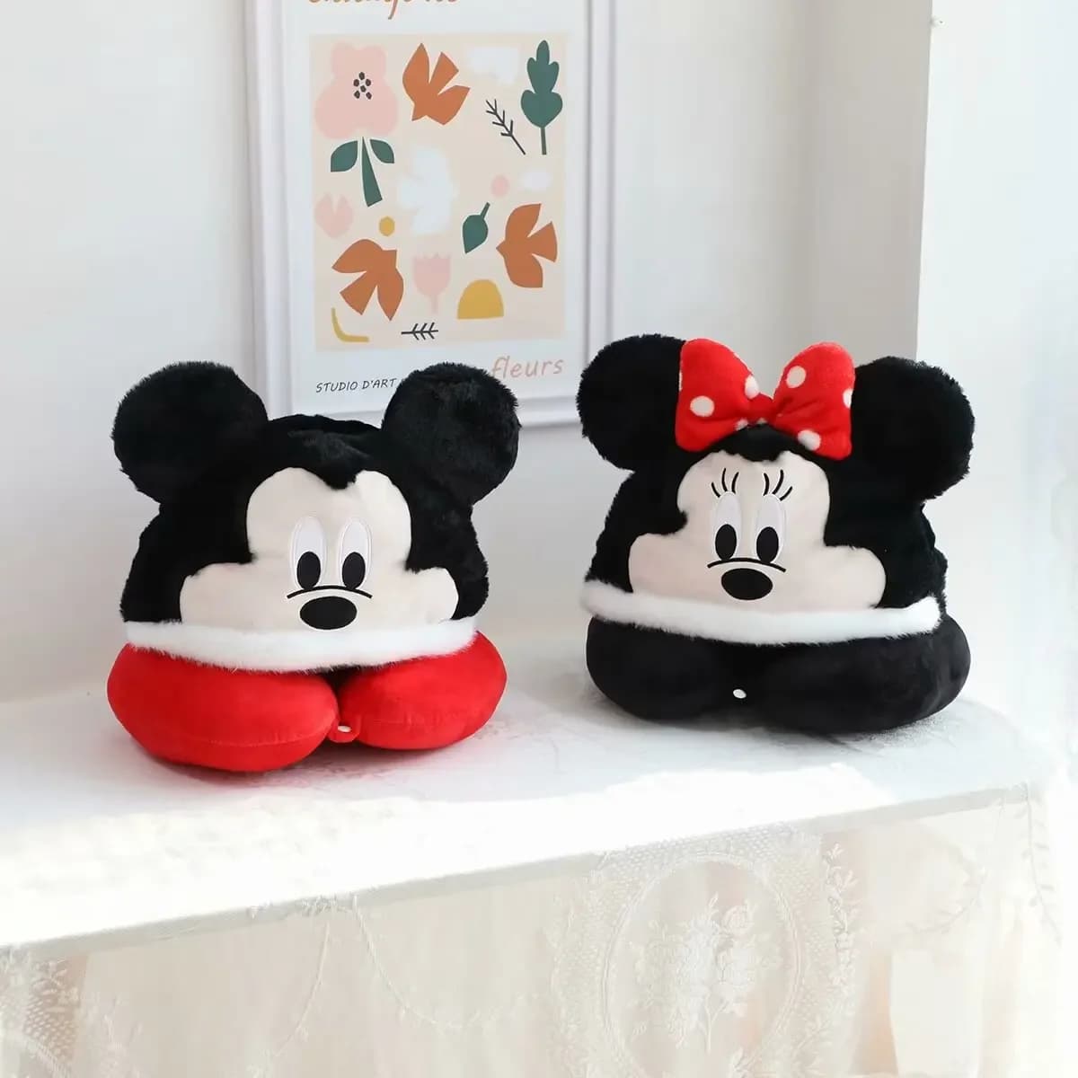 Lovely Mickey Minnie Mouse cuscino a forma di U con berretto cartone animato farcito Anime cuscino per il collo aereo gonfiabile viaggio confortevole