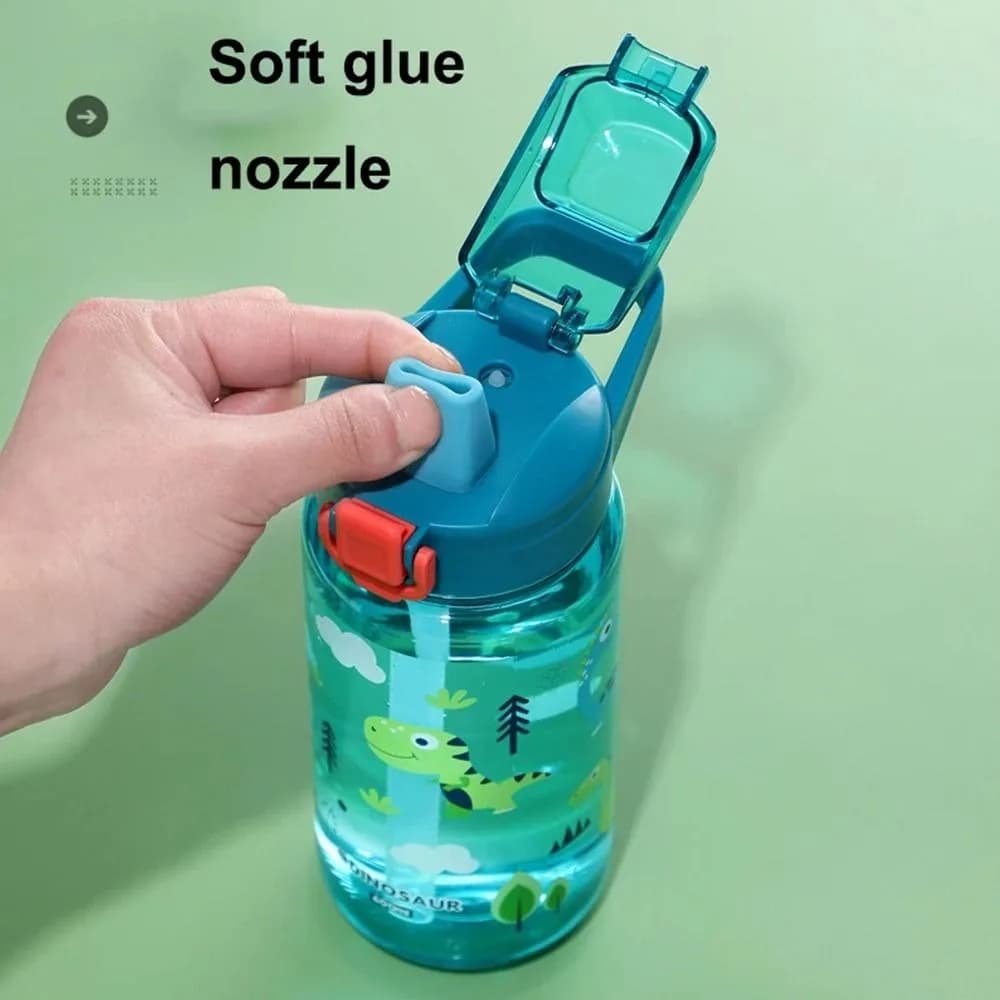 Nuova Bottiglia d'Acqua da 600ml a Forma di Dinosauro con Cannuccia in Silicone, Tazza Antigoccia in Plastica per l'Estate
