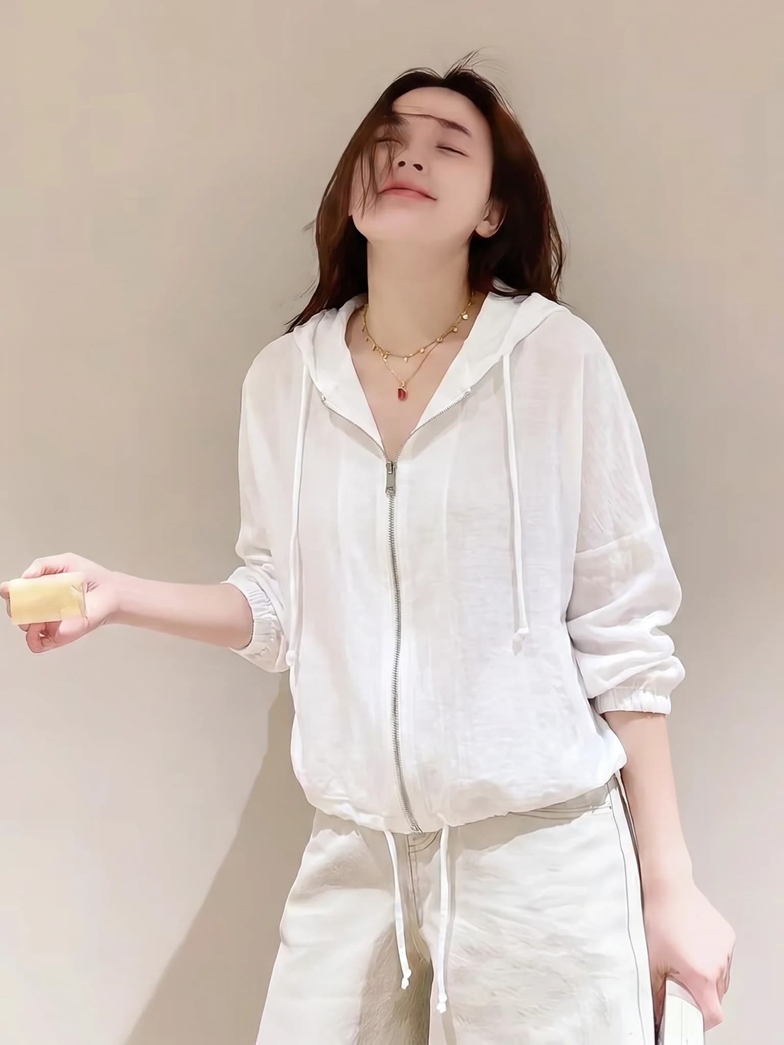 Lightweight Breathable Hooded Sun Protection Zipper Design Cardigan Jacket Summer 2026 Women's Fashion Short Outerwear