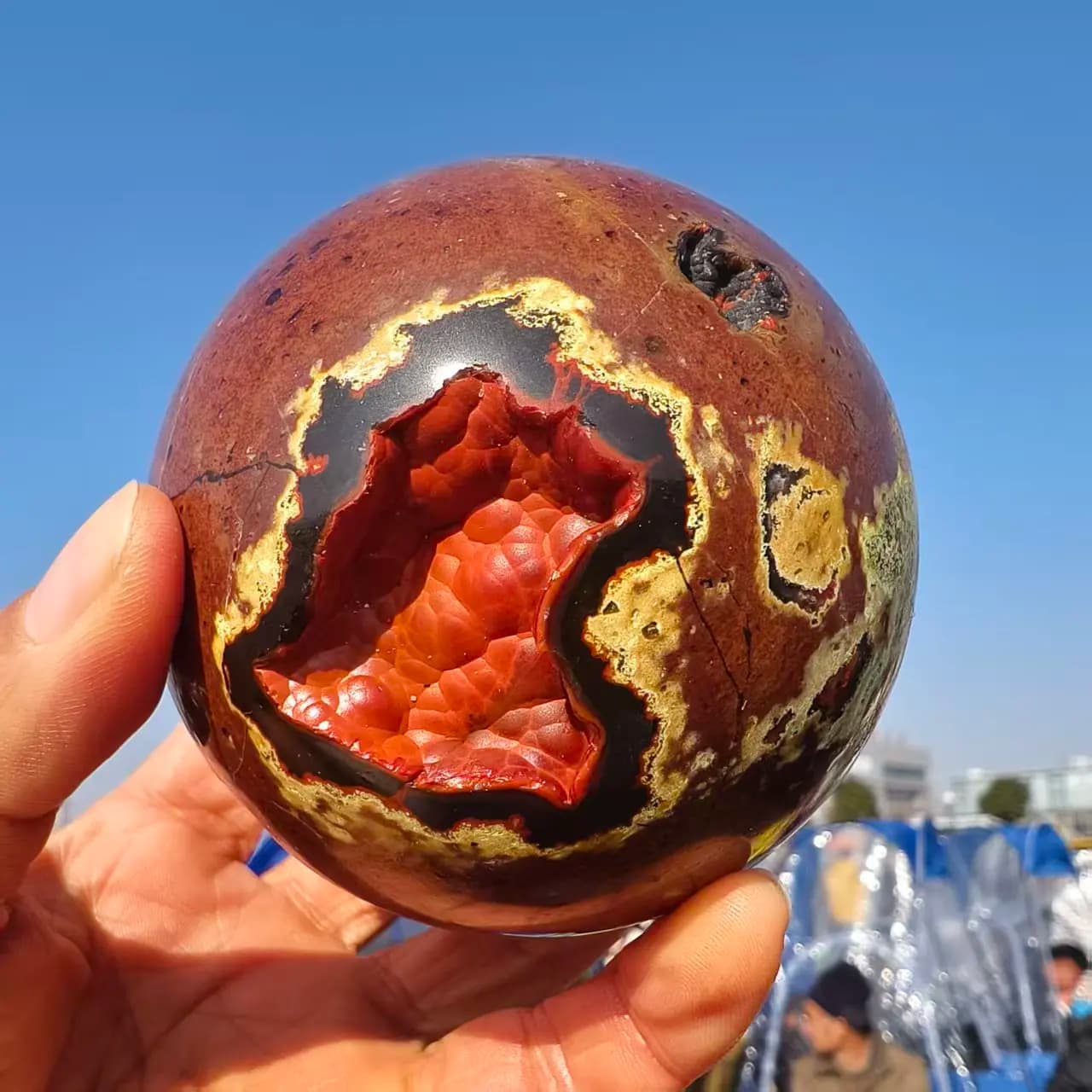 Sfere di agata in pietra naturale rossa del periodo dei Re Stati, sfere di cristallo di quarzo, cura minerale, con grotte e motivi minerali