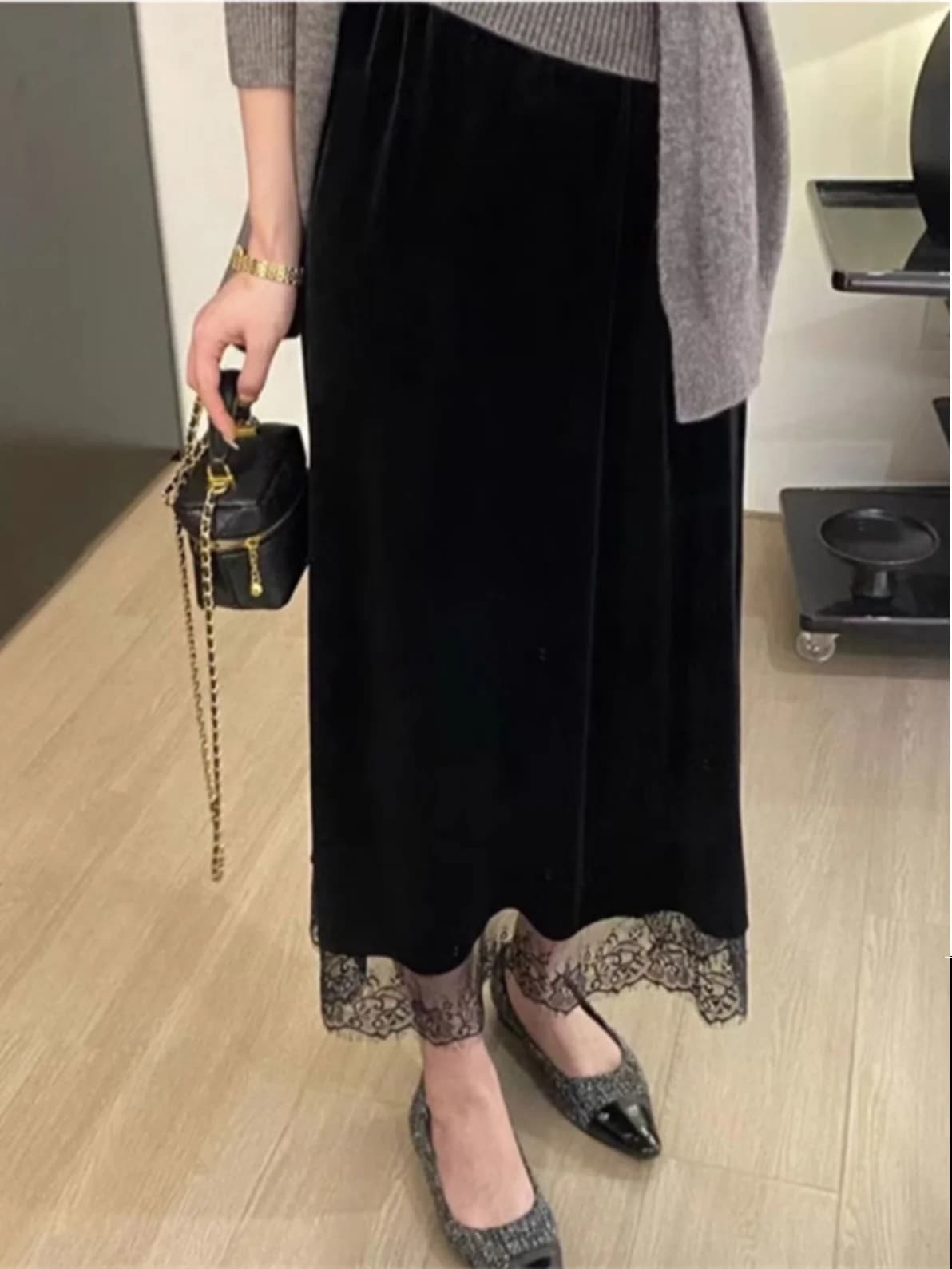 Gonna a trapezio di alta gamma in stile giapponese da donna, con vita elasticizzata, inserti in pizzo e velluto, modello aderente, stile artistico per il commuting
