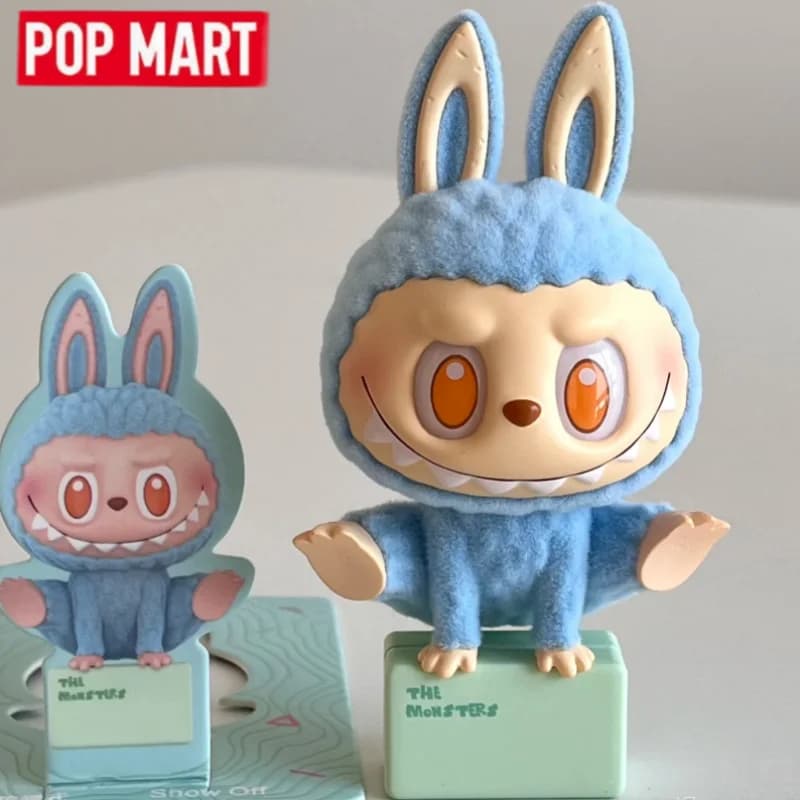 POP MART The Monsters Labubu Lazy Yoga Series Blind Box Simpatico cartone animato Anime Figura Scatola misteriosa Giocattolo da tavolo Regalo di compleanno a sorpresa