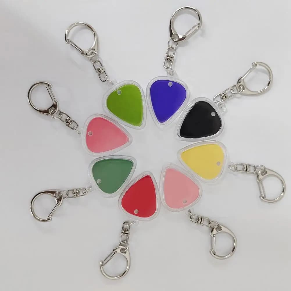 Transparent Pick Holder Keychain Guitar Pick Holder Keychain Set Portable Plastic Pick Storage Case Metal Key for Guitarists