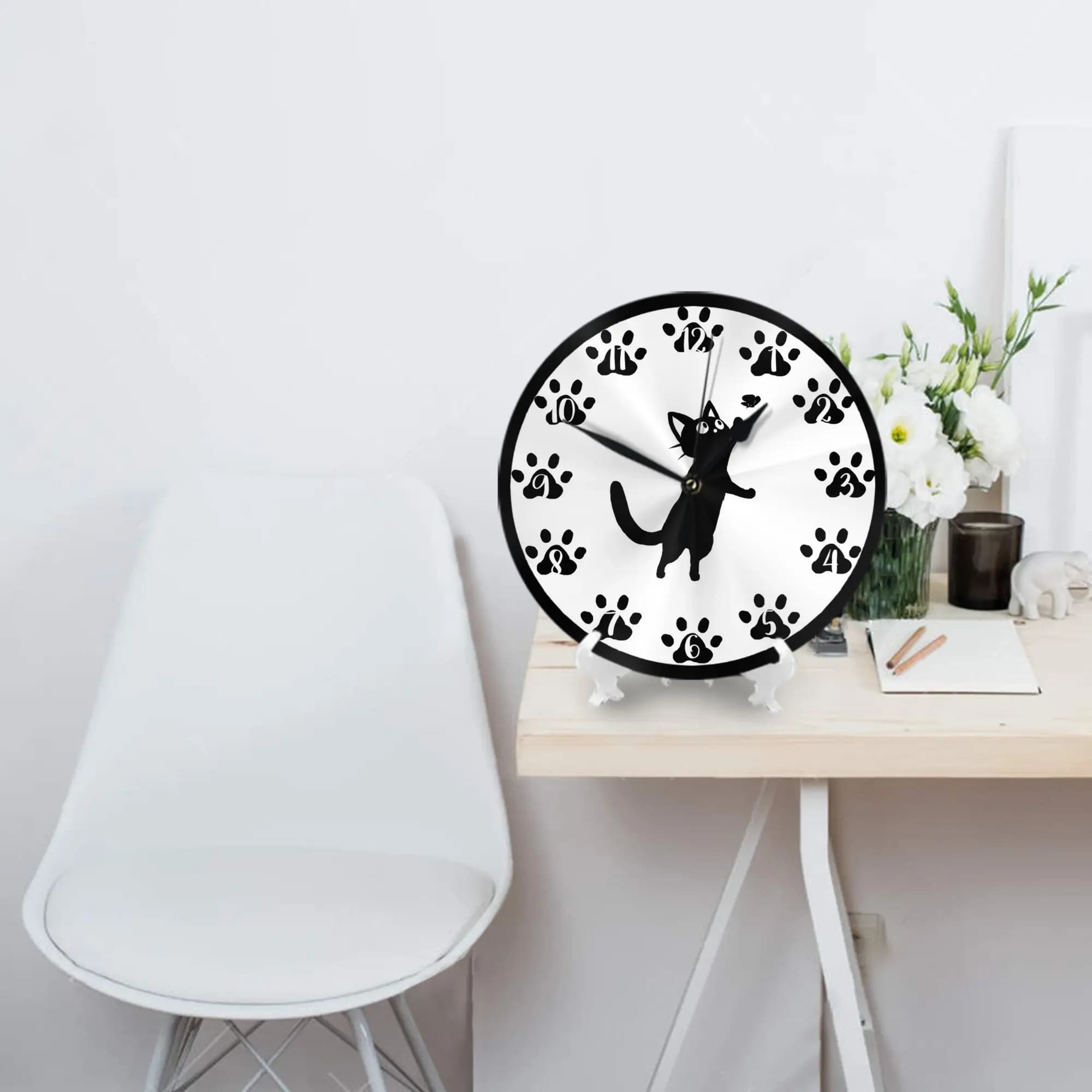 Watch with Numbers Black Cat Wall Clock Room Decoration Quiet Round Clock for Bedroom Living Kitchen Home