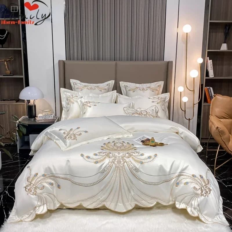 Lusso oro piuma ricamo cotone egiziano Champagne/giallo chiaro Patchwork copripiumino lenzuolo federe Set biancheria da letto