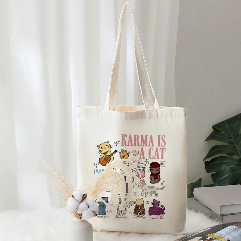 Swifitie Karma Is a Cat Pattern Tote Bags da donna Borsa da viaggio estiva grande pieghevole per ragazze Borsa da spiaggia regalo per il rientro a scuola