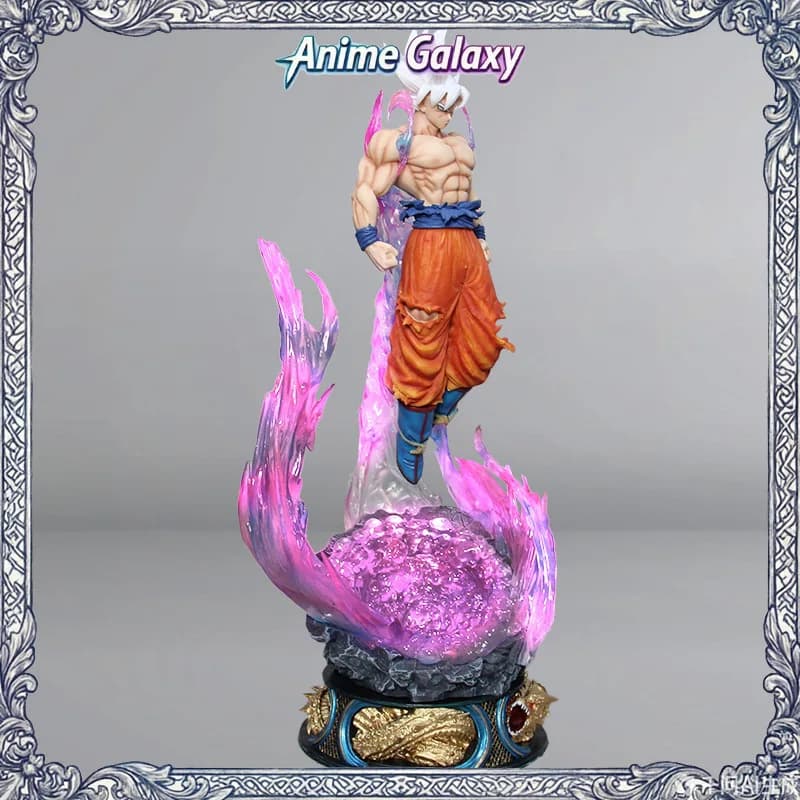 Dragon Ball Super Saiyan Goku Ultra Instinct Mini Figura Anime Modello Statua Collezione Decorazione Scrivania Ornamento Regalo per i Fan
