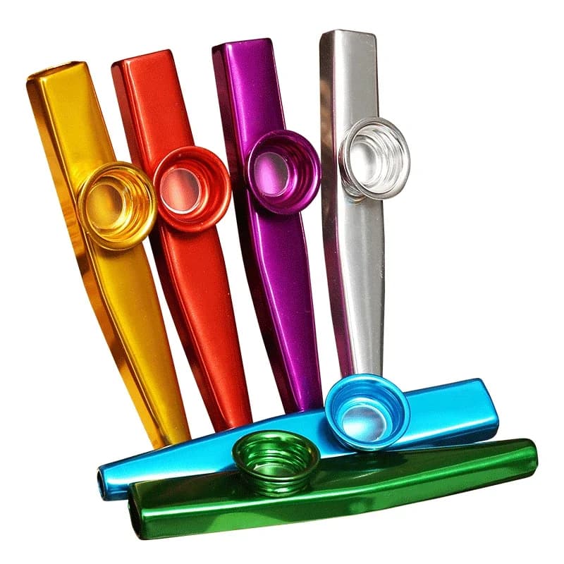 Kazoo in metallo leggero portatile per principianti strumento flauto amanti della musica strumento a fiato design semplice Kazoo leggero