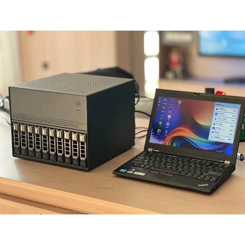 Custodia NAS N10 - Hot Swap da 10+2 alloggiamenti, supporta scheda MATX e alimentatore 1U, 4 slot PCI-E, telaio in alluminio per lo stoccaggio