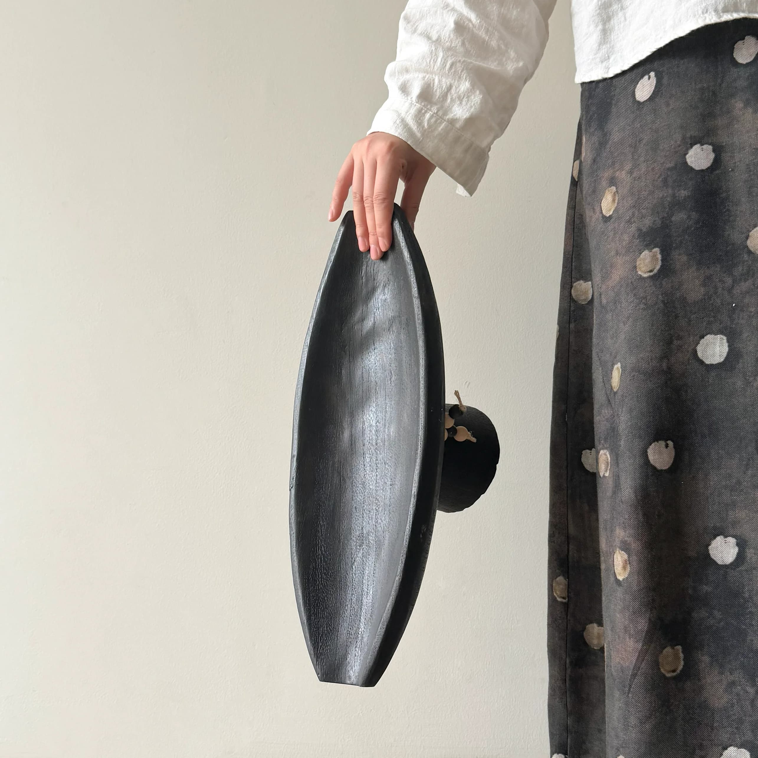Black Wooden Tall Feet Creative Handmade Tray Homestay Premium Sense Aromatherapy Plate Home Snacks Dried Fruit Storage Tray